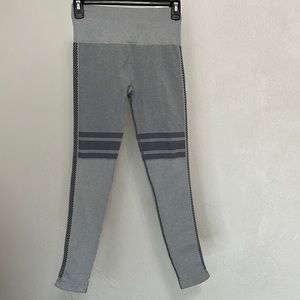 NEW NUX Yoga Performance Leggings Gray Size M/L